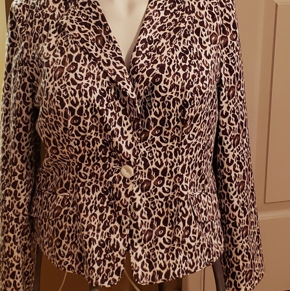 🌼Ladies animal print jacket - Picture 4 of 7
